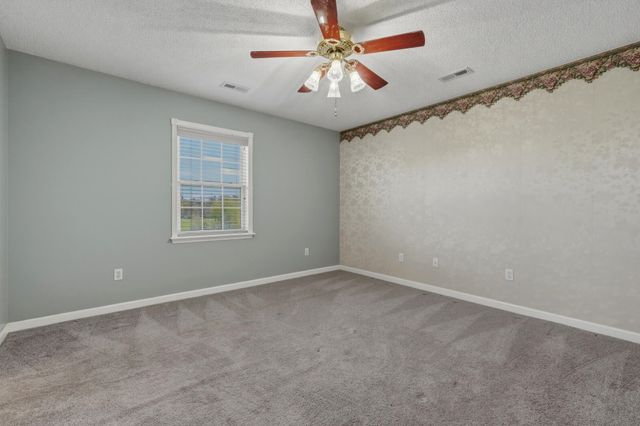 42 Regal Oaks, Barboursville, WV 25504