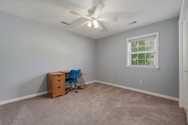 42 Regal Oaks, Barboursville, WV 25504