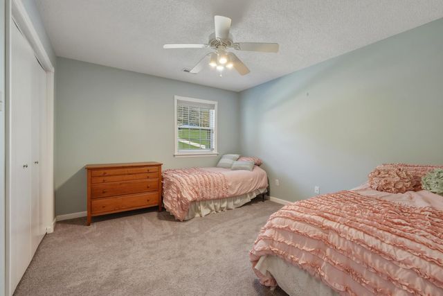 42 Regal Oaks, Barboursville, WV 25504
