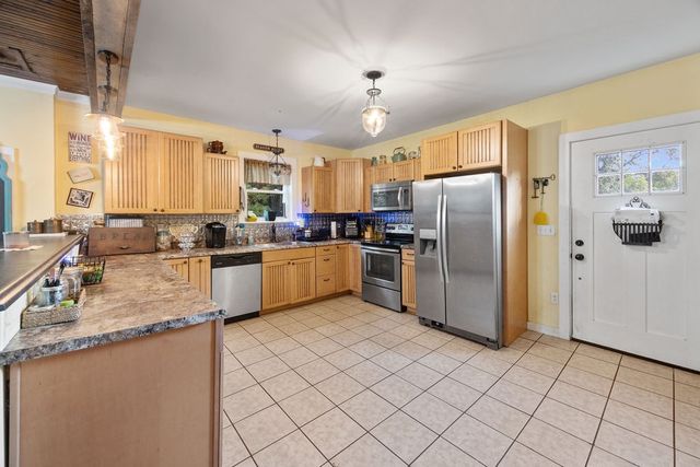 79 Dixon Springs Cir, Dixon Springs, TN 37057
