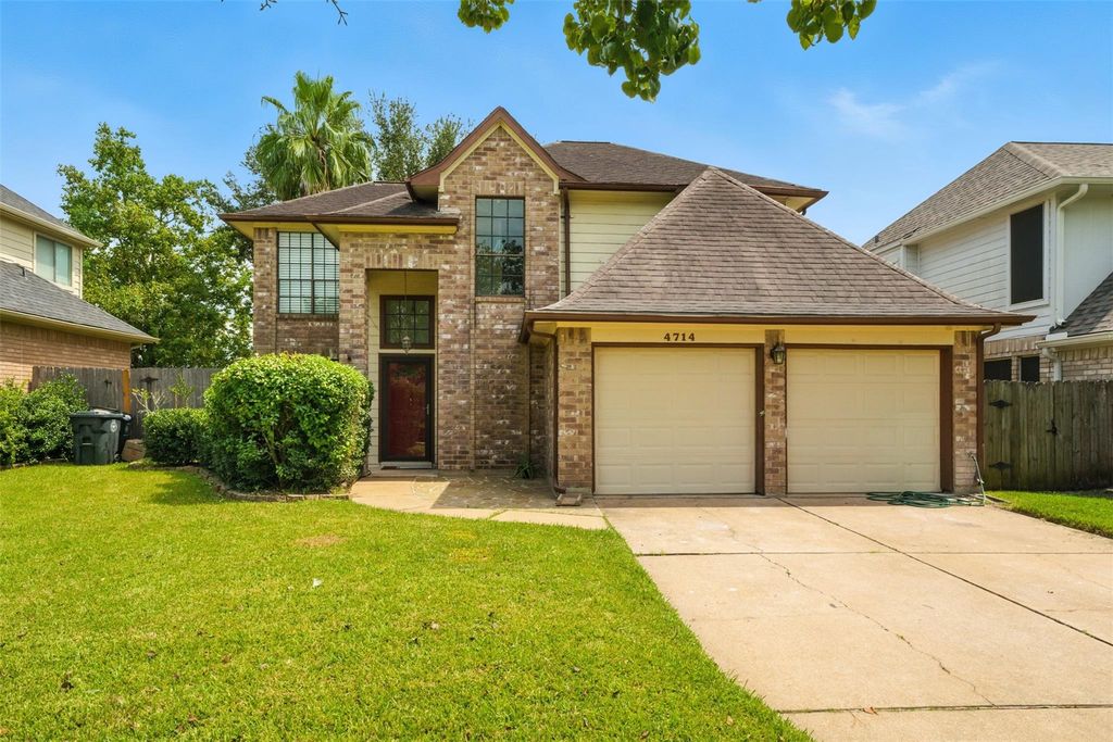 4714 Sunshine Drive, Sugar Land, TX 77479