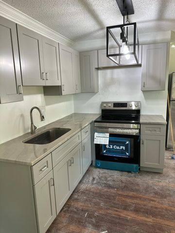 13743 Persimmon Boulevard, Royal Palm Beach, FL 33411