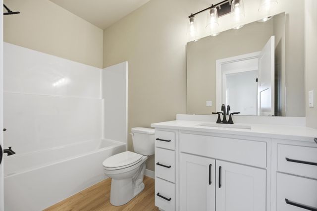 6267 87 Avenue S, Horace, ND 58047