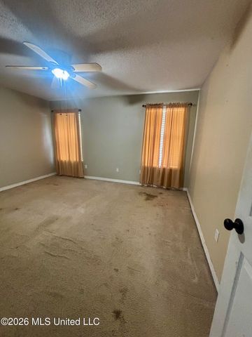 7517 Oak Cove Drive, Biloxi, MS 39532