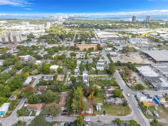 7525 NE Miami Court, Miami, FL 33138