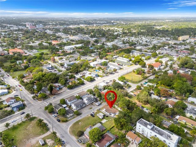 7525 NE Miami Court, Miami, FL 33138