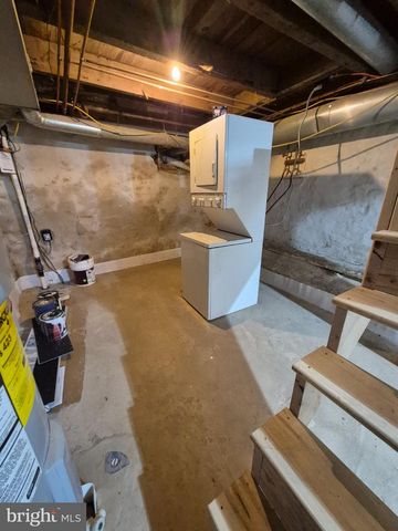 3921 BRANDYWINE ST, Philadelphia, PA 19104