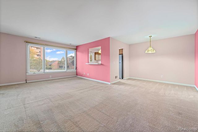 1049 Country Club Drive, Macomb, MI 48082