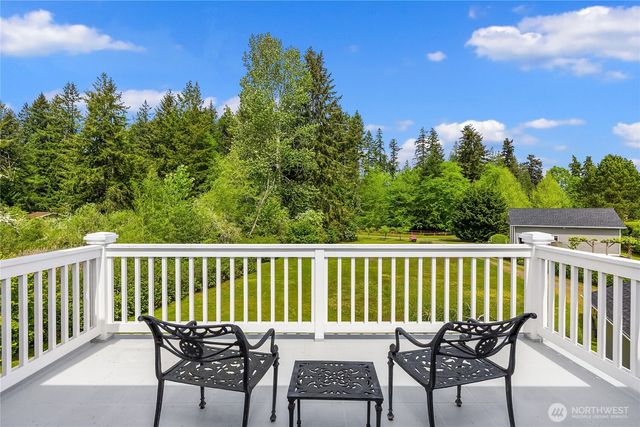 15390 Broom Street NE, Bainbridge Island, WA 98110