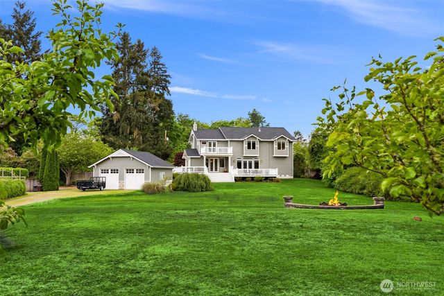 15390 Broom Street NE, Bainbridge Island, WA 98110