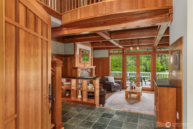 15390 Broom Street NE, Bainbridge Island, WA 98110