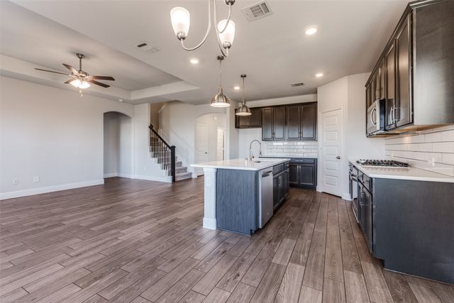 411 Parkford Drive, Fate, TX 75087