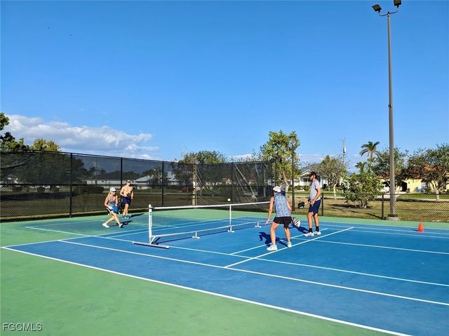 2123 SW 49th TER, Cape Coral, FL 33914