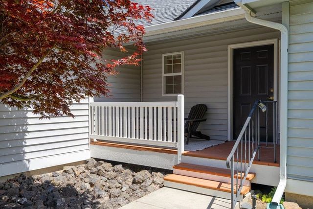 6703 S Meadow St, Spokane, WA 99224