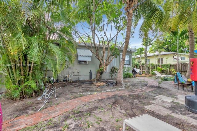 1910 Washington Street, Hollywood, FL 33020