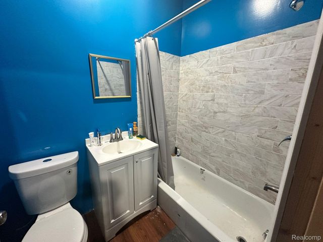 3875 Sobieski Street, Hamtramck, MI 48212