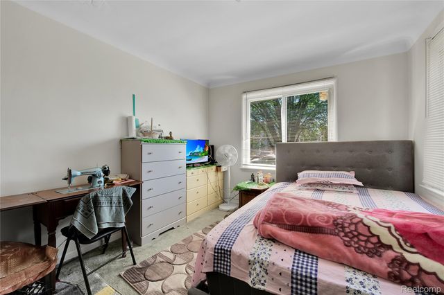 3875 Sobieski Street, Hamtramck, MI 48212