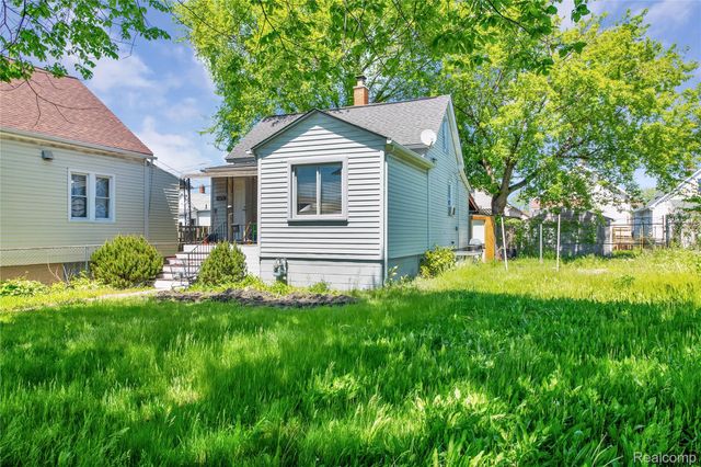 3875 Sobieski Street, Hamtramck, MI 48212