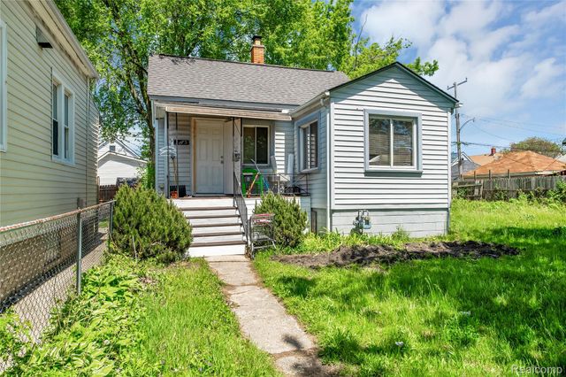 3875 Sobieski Street, Hamtramck, MI 48212
