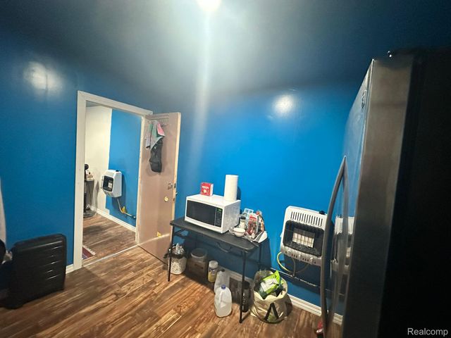 3875 Sobieski Street, Hamtramck, MI 48212