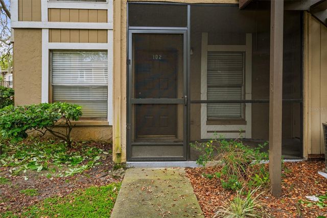 14323 HANGING MOSS CIRCLE 102, Tampa, FL 33613