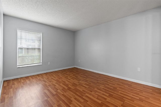 14323 HANGING MOSS CIRCLE 102, Tampa, FL 33613