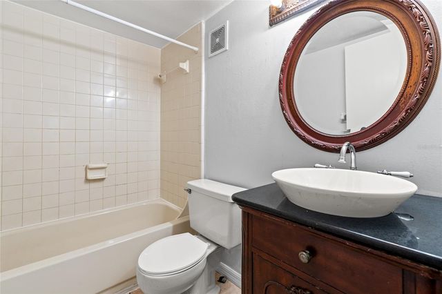 14323 HANGING MOSS CIRCLE 102, Tampa, FL 33613
