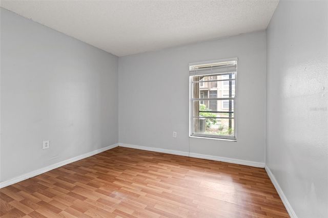 14323 HANGING MOSS CIRCLE 102, Tampa, FL 33613