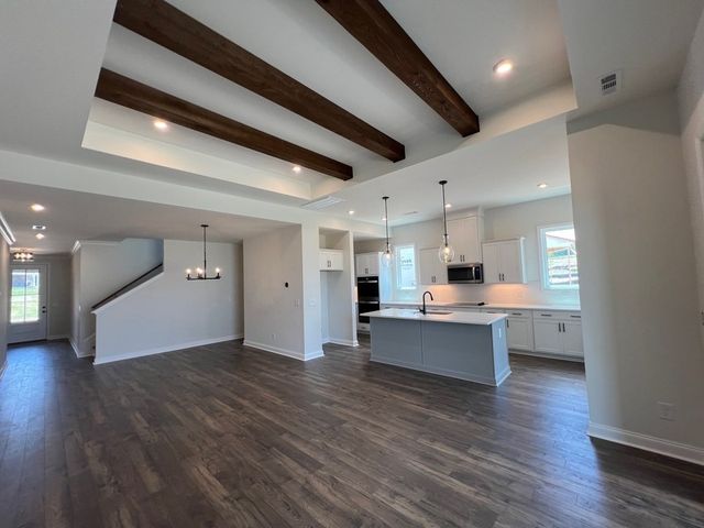 1721 Merkel Rd, Columbia, TN 38401