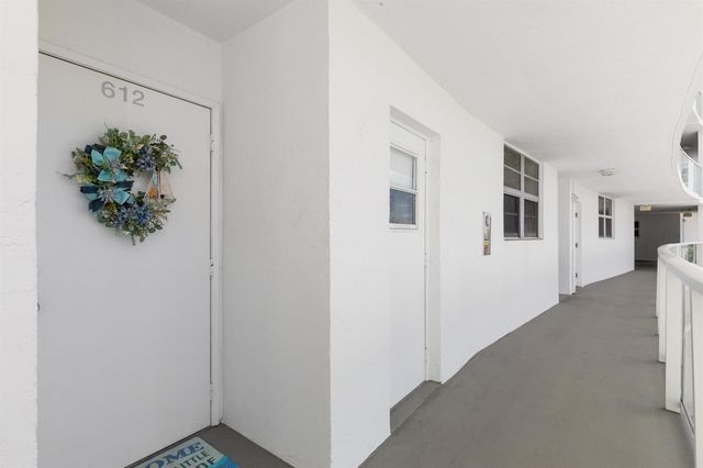 2731 NE 14th Street Causeway NE Apt 612, Pompano Beach, FL 33062