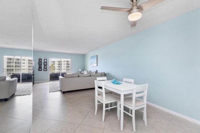 2731 NE 14th Street Causeway NE Apt 612, Pompano Beach, FL 33062