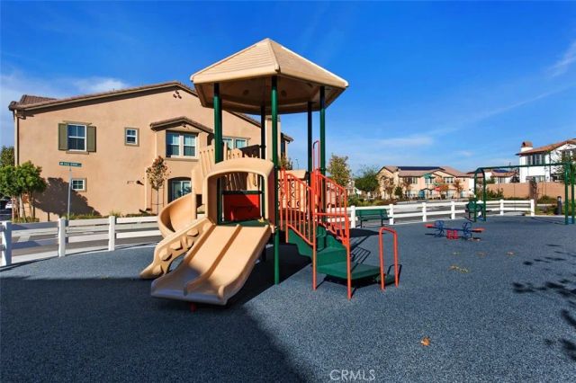 27988 Calle Casera, Temecula, CA 92592