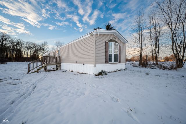 9985 N Private Road 875 W, Elizabethtown, IN 47232