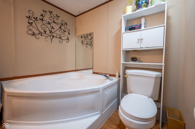 9985 N Private Road 875 W, Elizabethtown, IN 47232