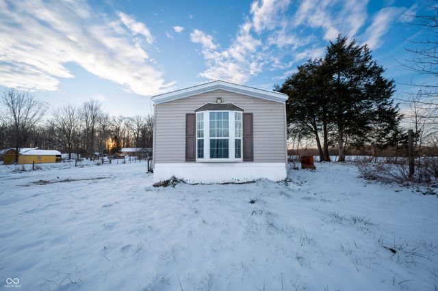 9985 N Private Road 875 W, Elizabethtown, IN 47232