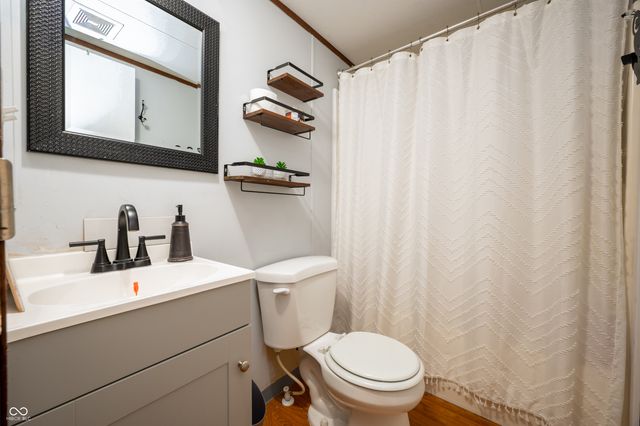 9985 N Private Road 875 W, Elizabethtown, IN 47232