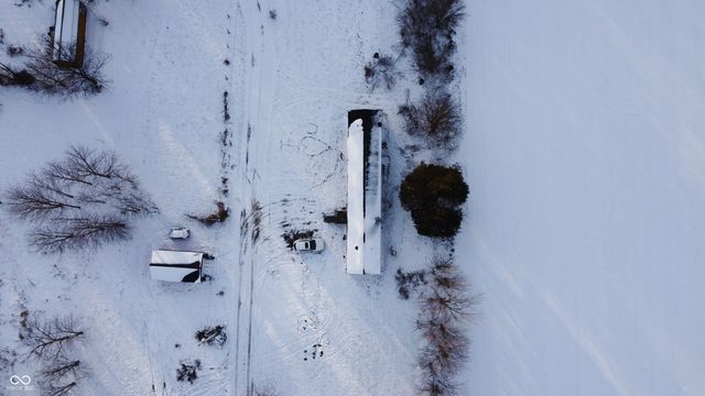 9985 N Private Road 875 W, Elizabethtown, IN 47232