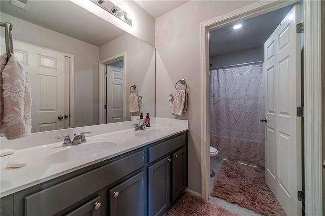 17 Mulberry Bush Drive, Loganville, GA 30052