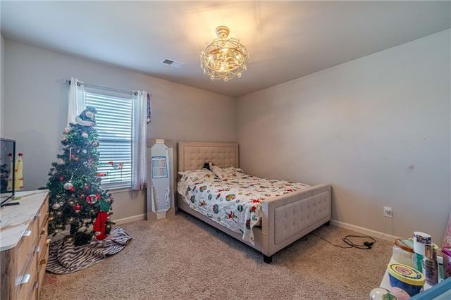 17 Mulberry Bush Drive, Loganville, GA 30052