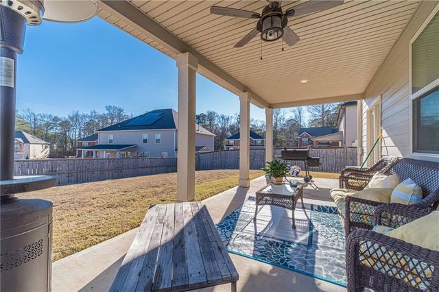 17 Mulberry Bush Drive, Loganville, GA 30052