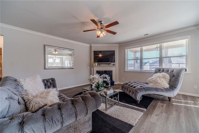 17 Mulberry Bush Drive, Loganville, GA 30052