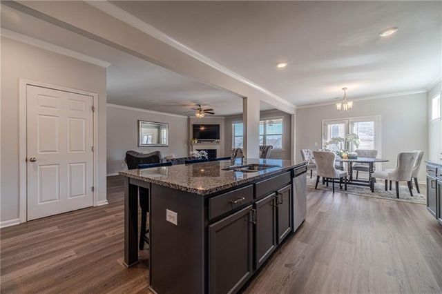 17 Mulberry Bush Drive, Loganville, GA 30052