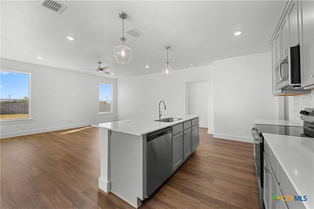 1050 Lexington Drive, Copperas Cove, TX 76522