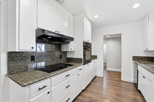 7950 Bar Du Ln, Sacramento, CA 95829