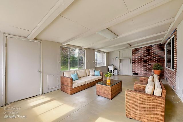 7950 Bar Du Ln, Sacramento, CA 95829