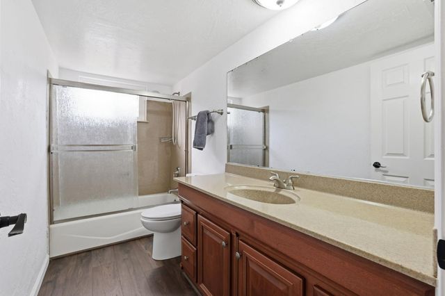 7950 Bar Du Ln, Sacramento, CA 95829