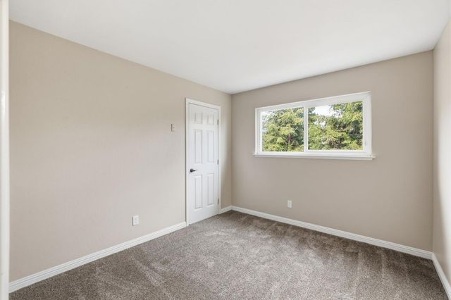 7950 Bar Du Ln, Sacramento, CA 95829