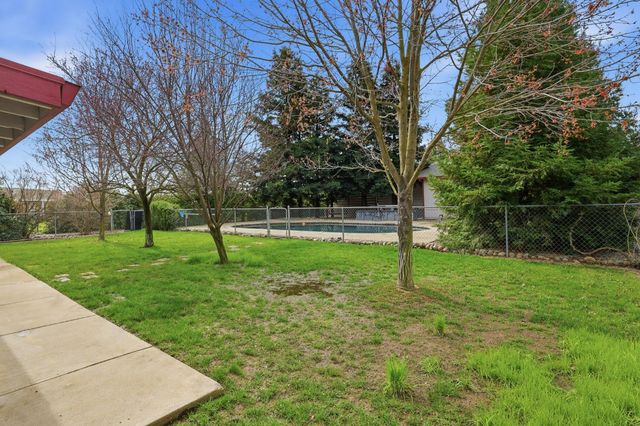 7950 Bar Du Ln, Sacramento, CA 95829