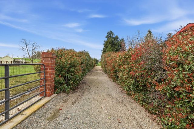 7950 Bar Du Ln, Sacramento, CA 95829