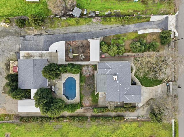 7950 Bar Du Ln, Sacramento, CA 95829